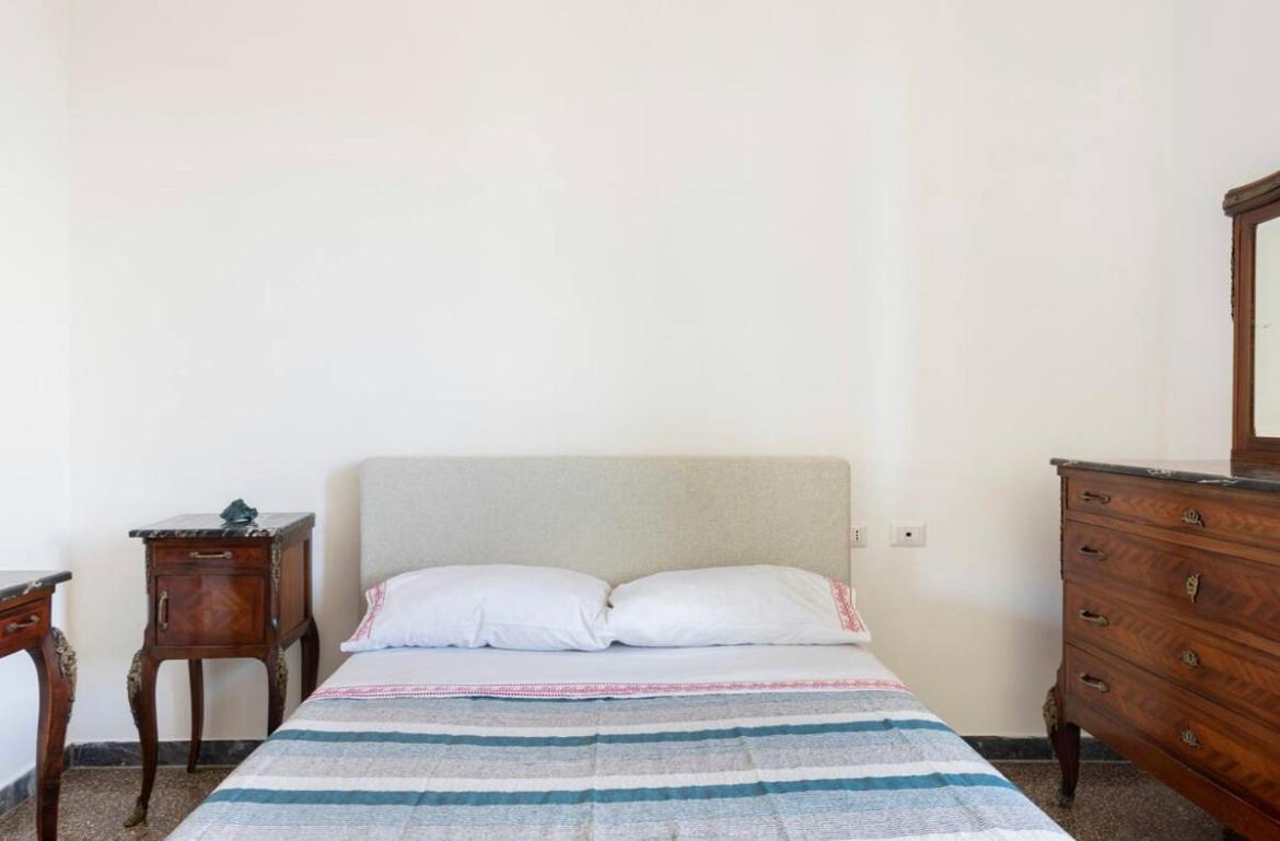 Roma Private Rooms Luaran gambar