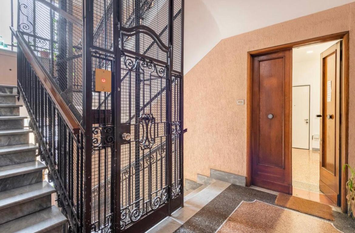Roma Private Rooms Luaran gambar