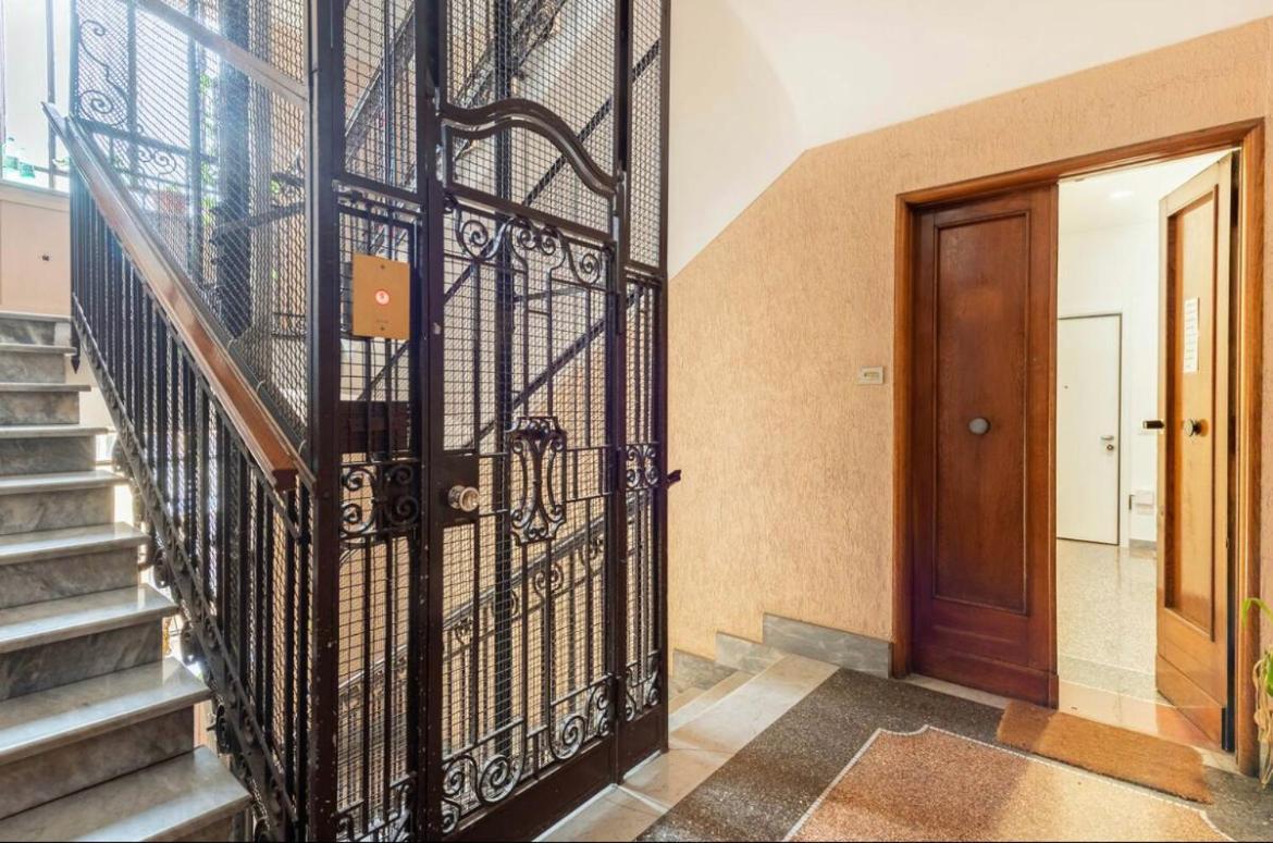 Roma Private Rooms Luaran gambar
